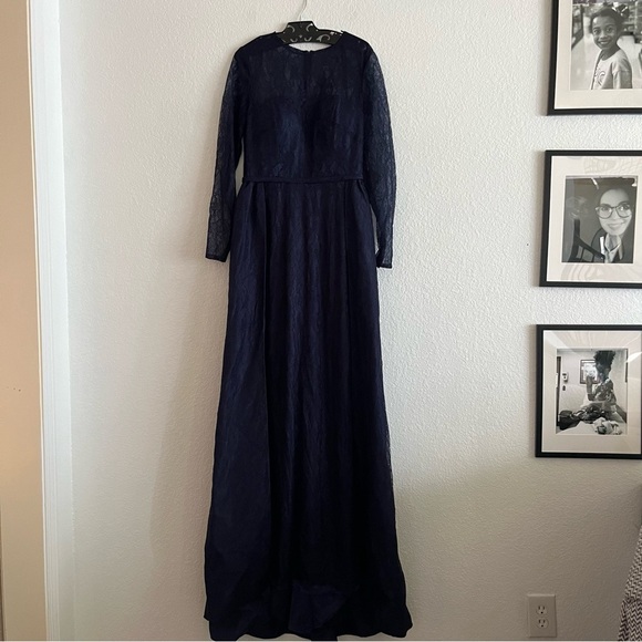 Mac Duggal 12356 Long Sleeve Lace Over Skirt Gown Navy 8 NWT - Picture 3 of 7